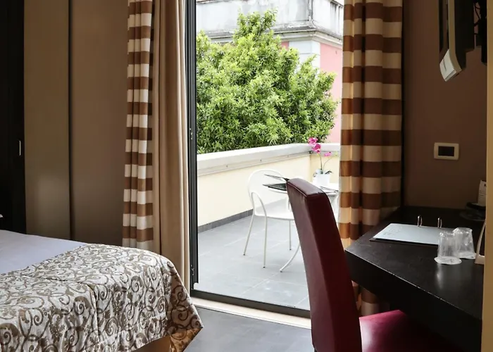 Western Cinemusic Hotel 4*