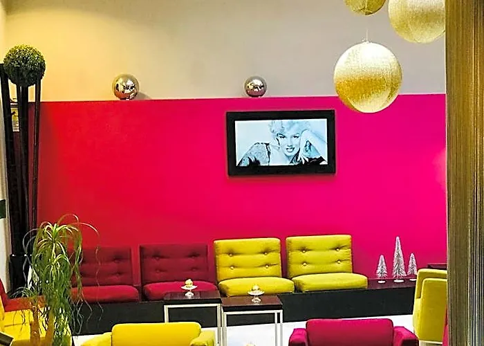 Western Cinemusic Hotel Roma
