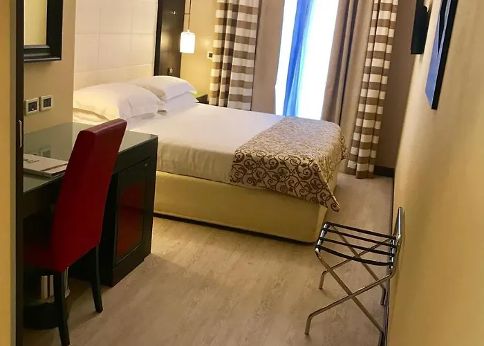 Western Cinemusic Hotel 4*